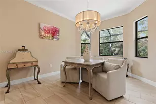 2303 Somerset Pl, Other City - In The State Of Florida, FL 34120 - Photo 24
