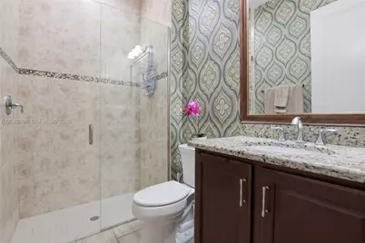 2303 Somerset Pl, Other City - In The State Of Florida, FL 34120 - Photo 38