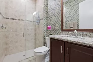 2303 Somerset Pl, Other City - In The State Of Florida, FL 34120 - Photo 38
