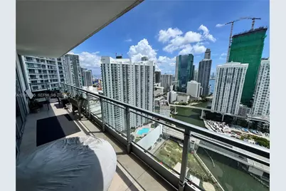 92 SW 3rd St #3811, Miami, FL 33130 - Photo 4