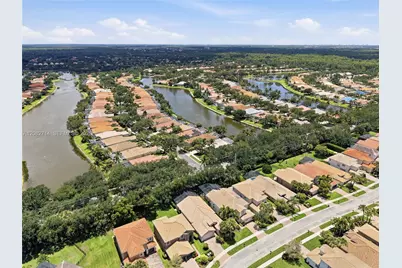 2009 Isla De Palma Cir, Other City - In The State Of Florida, FL 34119 - Photo 46