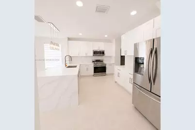 14303 SW 159th Pl, Miami, FL 33196 - Photo 8
