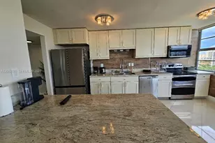 18041 Biscayne Blvd, Aventura, FL 33160 - Photo 10