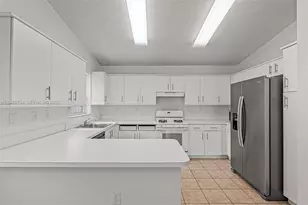 15261 SW 111th St, Miami, FL 33196 - Photo 12