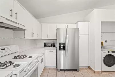15261 SW 111th St, Miami, FL 33196 - Photo 14