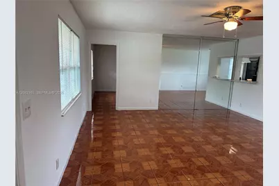 717 SW 79th Ave, North Lauderdale, FL 33068 - Photo 2