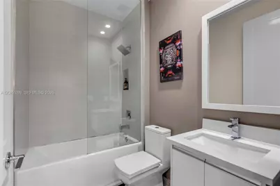 10545 NW 63rd Ter, Doral, FL 33178 - Photo 18