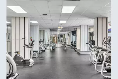 2780 NE 183rd St #302, Aventura, FL 33160 - Photo 36