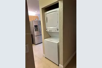 445 Lakeview Dr #1, Weston, FL 33326 - Photo 10