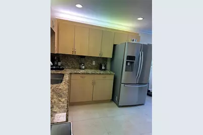 445 Lakeview Dr #1, Weston, FL 33326 - Photo 6