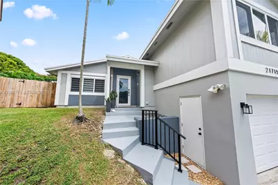 21715 SW 99th Ct, Cutler Bay, FL 33190 - Photo 2