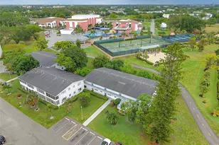 181 Lyndhurst L, Deerfield Beach, FL 33442 - Photo 22