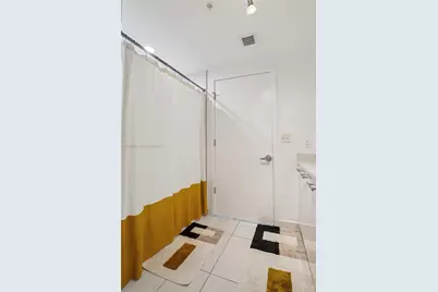 3250 NE 1st Ave #616, Miami, FL 33137 - Photo 38