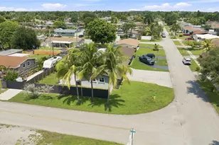 1000 NW 76th Terrace, Pembroke Pines, FL 33024 - Photo 38