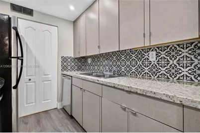 3213 Bird Ave #7, Miami, FL 33133 - Photo 4