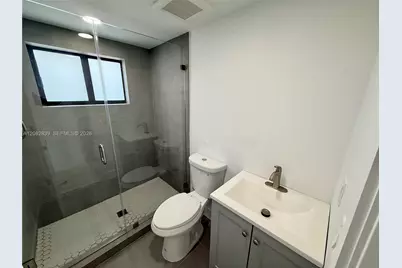 180 NE 57th St #2, Miami, FL 33137 - Photo 8
