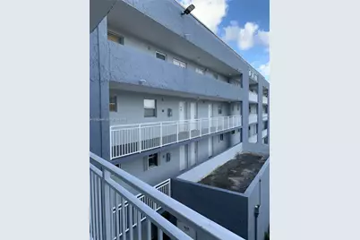 9359 Fontainebleau Blvd #F307, Miami, FL 33172 - Photo 2