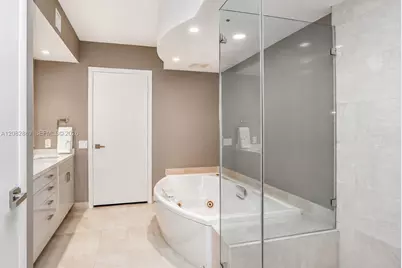 19111 Collins Ave #1602, Sunny Isles Beach, FL 33160 - Photo 8