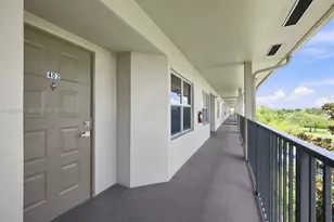 550 SW 138th Ave, Pembroke Pines, FL 33027 - Photo 28