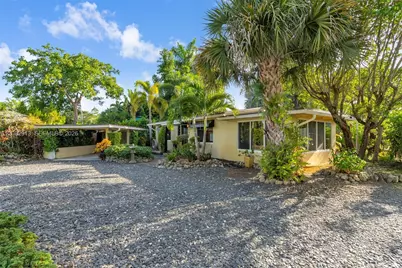 100 NE 26th Dr #100, Wilton Manors, FL 33334 - Photo 2