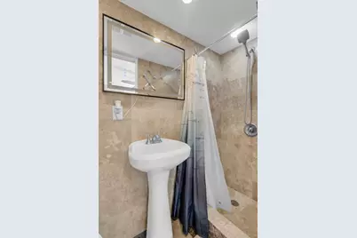 100 NE 26th Dr #100, Wilton Manors, FL 33334 - Photo 22