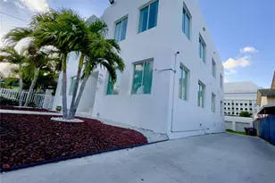 1459 NW 2nd St, Miami, FL 33125 - Photo 2
