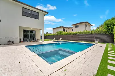 8981 NW 161st Ter, Miami Lakes, FL 33018 - Photo 40