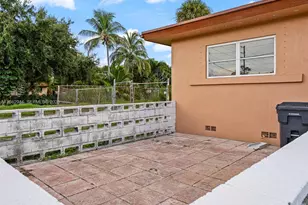 4475 Kirk Rd, Lake Worth, FL 33461 - Photo 2
