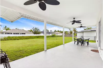 256 SE Santa Barbara Pl, Other City - In The State Of Florida, FL 33990 - Photo 44