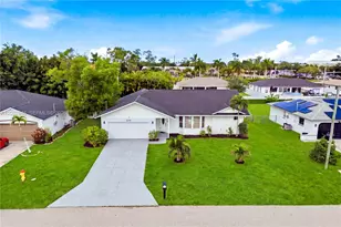 256 SE Santa Barbara Pl, Other City - In The State Of Florida, FL 33990 - Photo 46