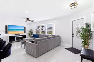 256 SE Santa Barbara Pl, Other City - In The State Of Florida, FL 33990 - Photo 14