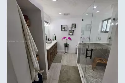 8450 NW 178th St, Hialeah, FL 33015 - Photo 66