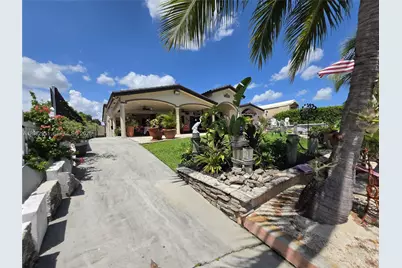 8450 NW 178th St, Hialeah, FL 33015 - Photo 16