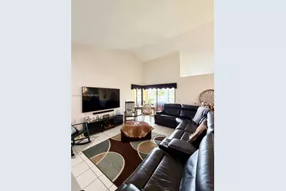 5796 SW 89th Way, Cooper City, FL 33328 - Photo 10