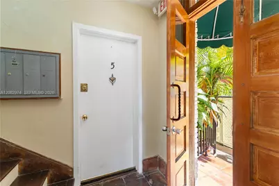 1610 Michigan Ave #5, Miami Beach, FL 33139 - Photo 14