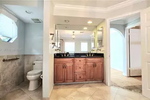 12724 Westport Cir, Wellington, FL 33414 - Photo 10
