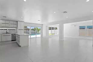421 S 56th Terrace, Hollywood, FL 33023 - Photo 6