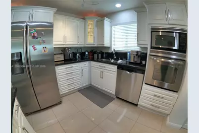 2236 Grant St #F, Hollywood, FL 33020 - Photo 6