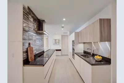 1000 Brickell Plz #PH5103, Miami, FL 33131 - Photo 8