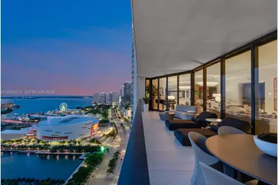 1000 Biscayne Blvd #3402, Miami, FL 33132 - Photo 2