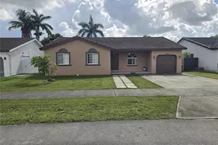 18045 SW 154th Pl, Miami, FL 33187 - Photo 10