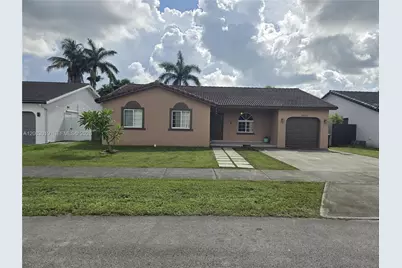 18045 SW 154th Pl, Miami, FL 33187 - Photo 1