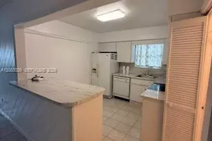 8835 SW 27th St, Miami, FL 33165 - Photo 18