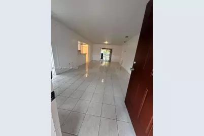 8835 SW 27th St, Miami, FL 33165 - Photo 12