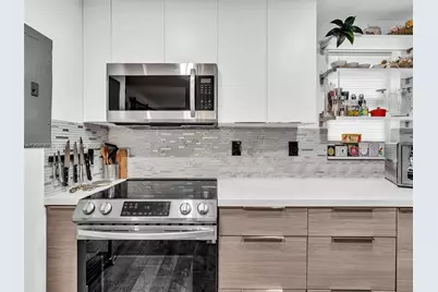 1700 NE 191st St #102, Miami, FL 33179 - Photo 10