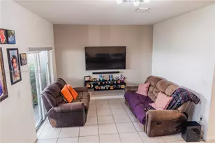 2641 SE 12th St, Homestead, FL 33035 - Photo 10