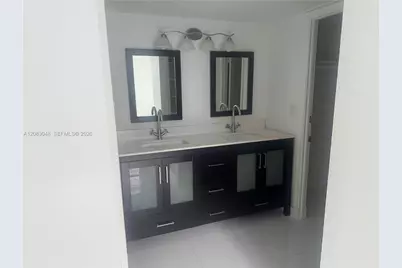 625 Biltmore Way #1103, Coral Gables, FL 33134 - Photo 14