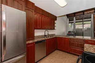 1504 NW 112th Terrace, Pembroke Pines, FL 33026 - Photo 12