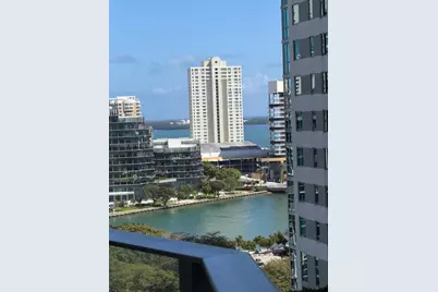 77 SE 5th #1611, Miami, FL 33131 - Photo 8