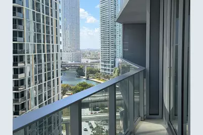 77 SE 5th #1611, Miami, FL 33131 - Photo 10